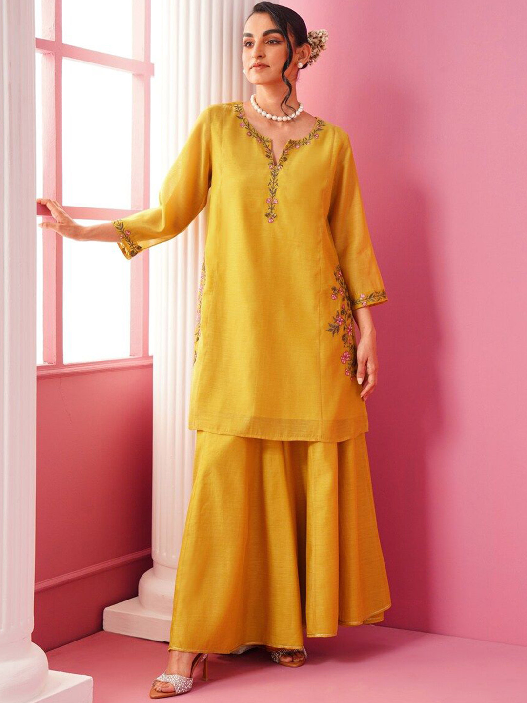 JAYPORE Ethnic Motifs Embroidered A-Line Kurti With Palazzo
