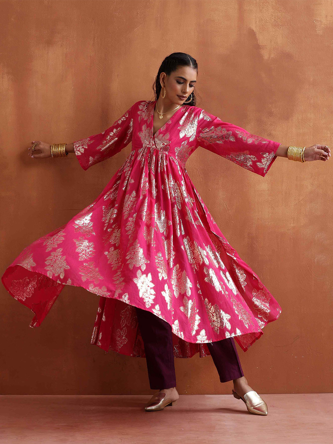 trueBrowns Pink Ethnic Motifs Empire Anarkali Kurta with Trousers Flared Set