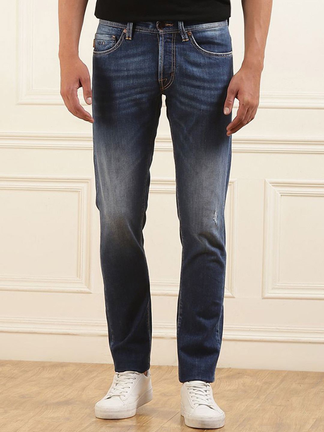 Tramarossa Men Slim Fit Low Distress Heavy Fade Jeans