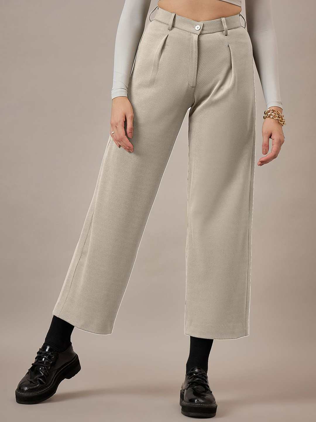 The Roadster Lifestyle Co Women Pleated Korean Pants