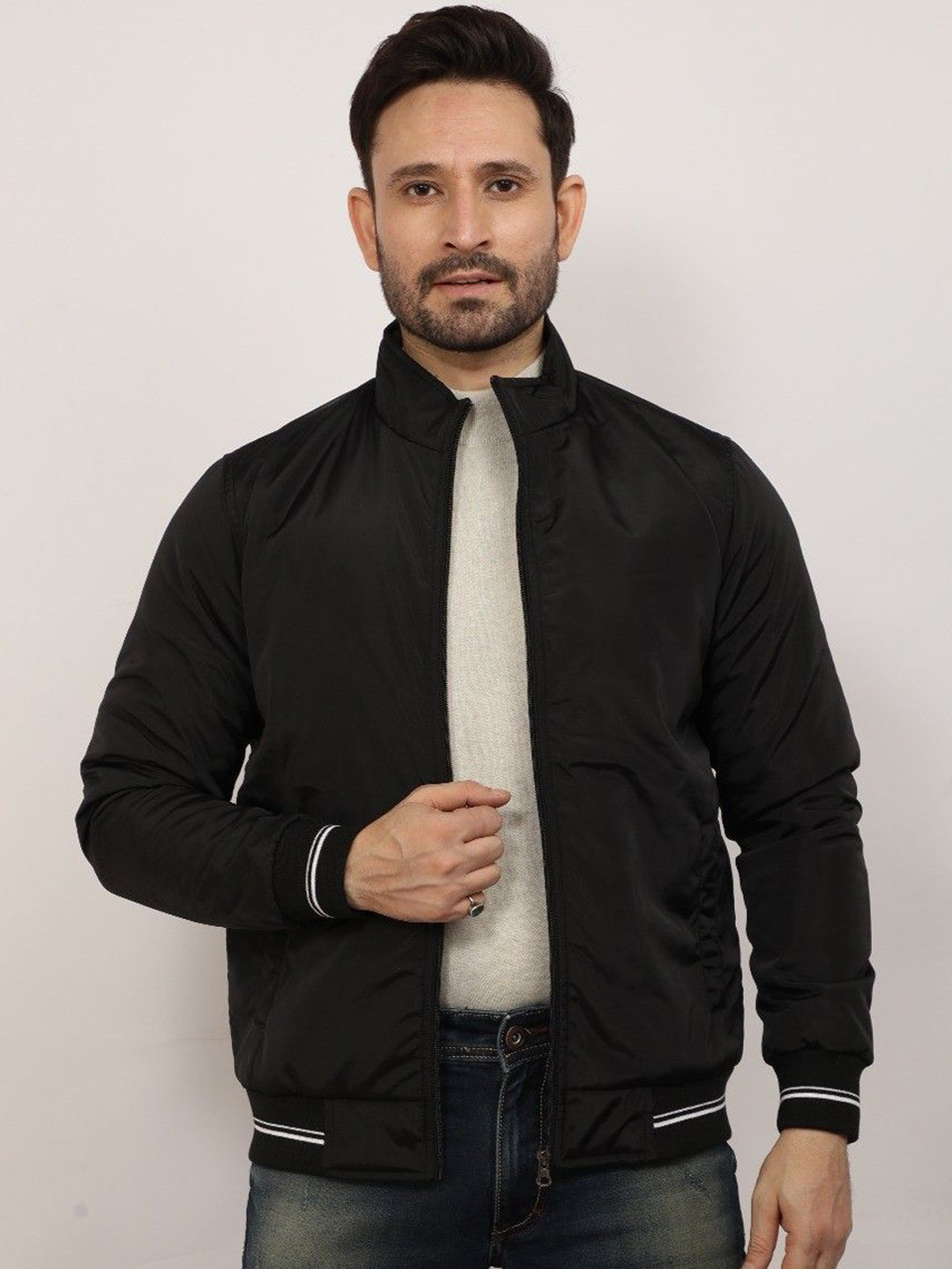 Klub Fox Men Mock Collar Winter Puffer Jacket