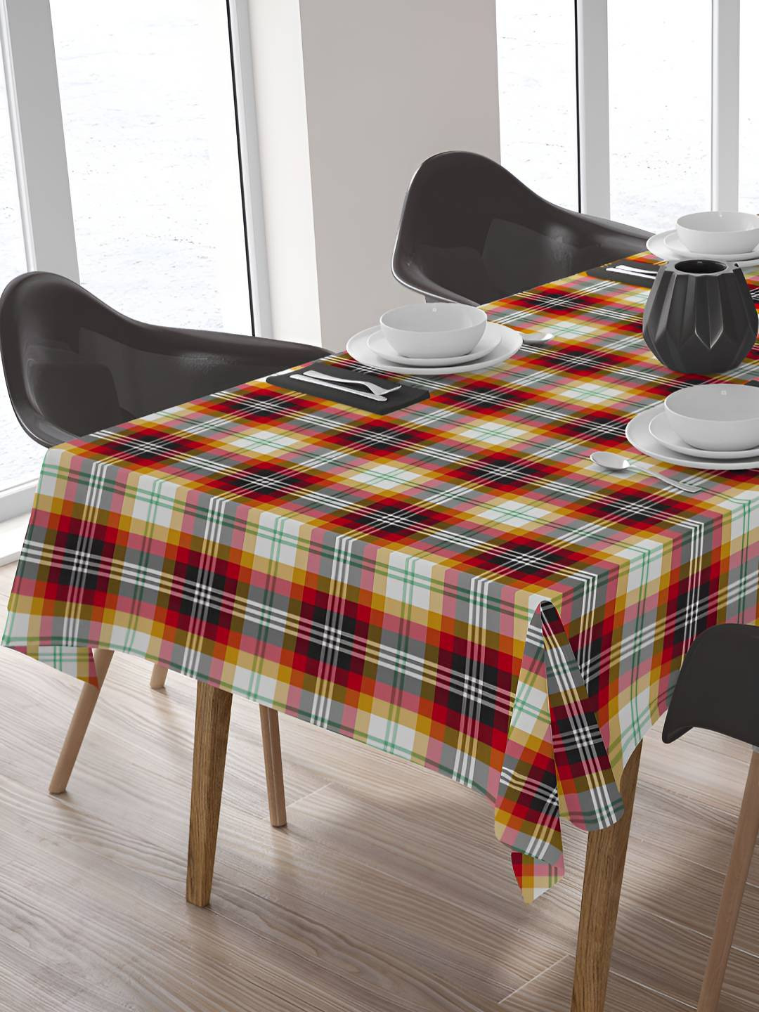 HOME COLORS.IN Multicolor Checkered Cotton 6 Seater Table Cover