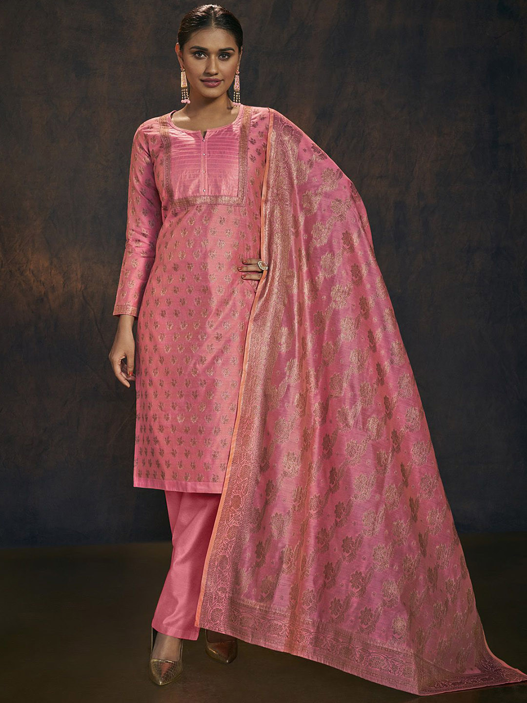 SALWAR STUDIO Women Banarasi Regular Kurta with Trousers & With Dupatta