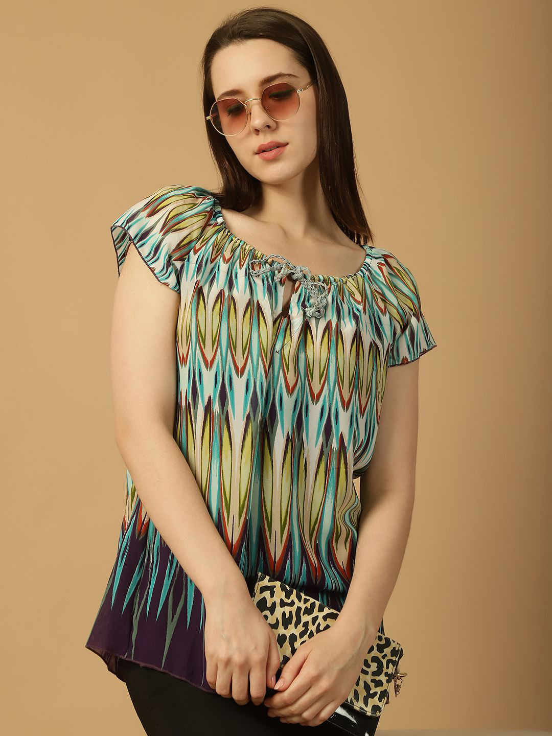 250 DESIGNS Women Abstract Printed Strapless Top