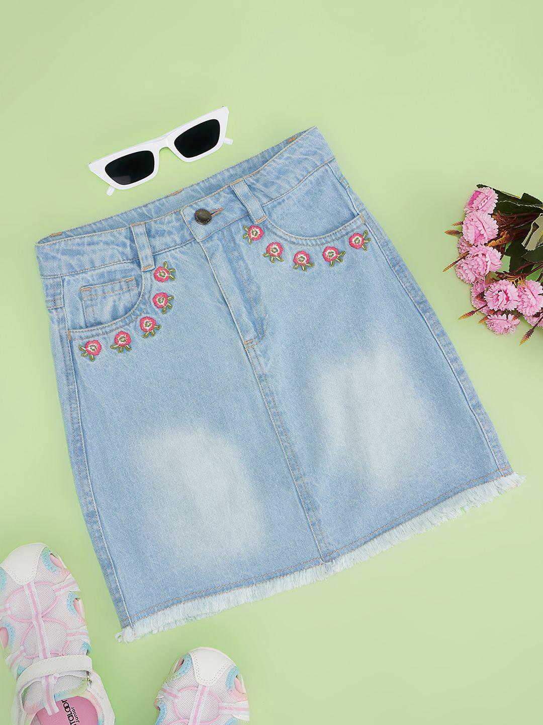 Pantaloons Junior Girls Embroidered Self Design Pure Cotton A-Line  Mini Skirt