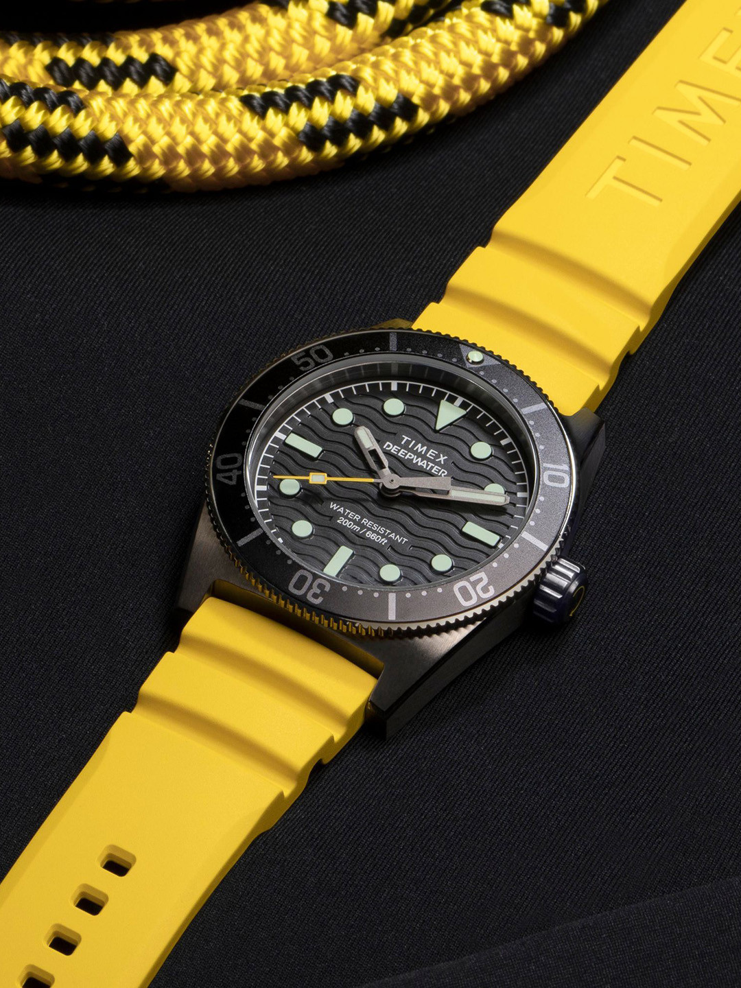 Timex Men Deep Water Dial & Straps Analogue Watch TW2W74800UJ