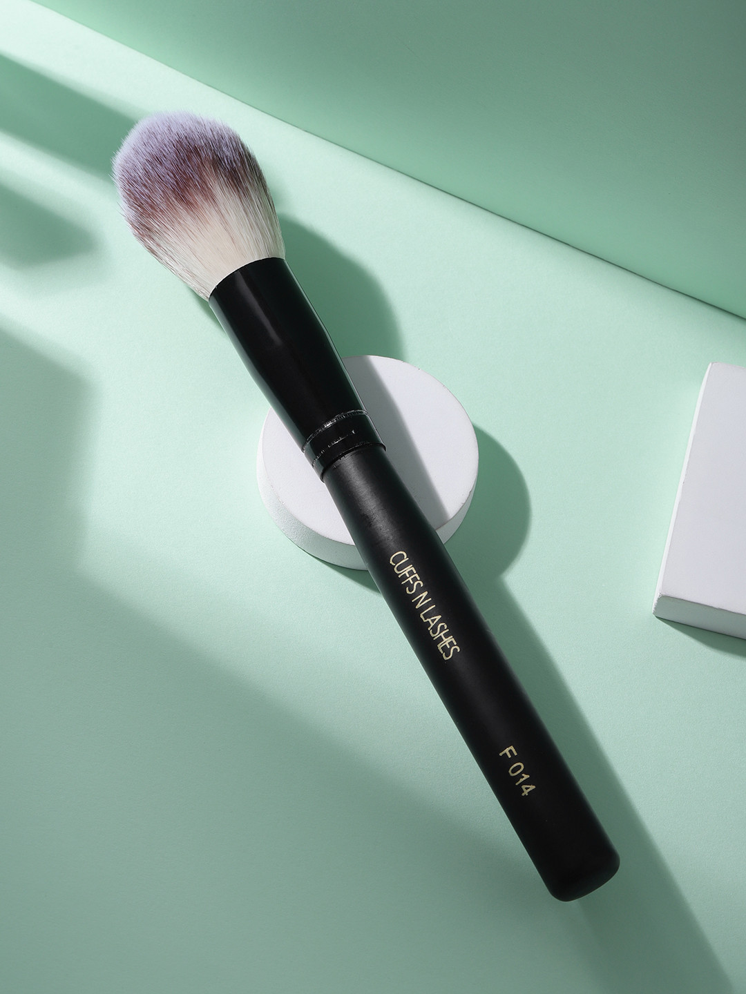 Cuffs N Lashes Multitasking Powder Blush Brush F014