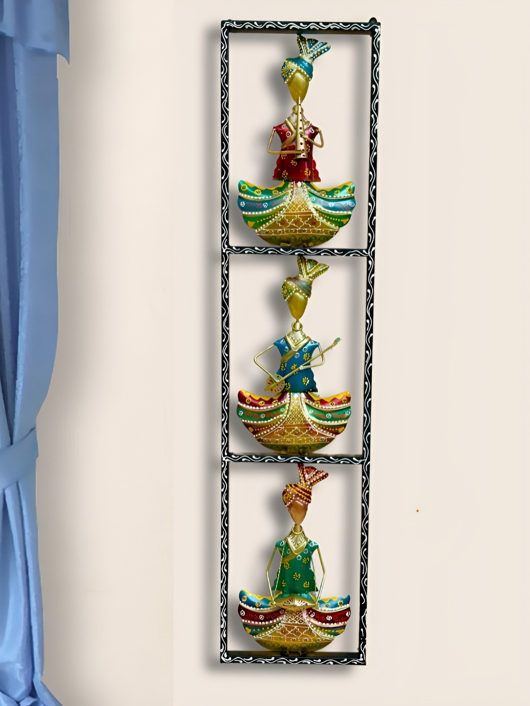 PRANJALS HOUSE Rajasthani 3 Musicians Playing Instruments Wall Art Metal Wall Hangings-39.8In