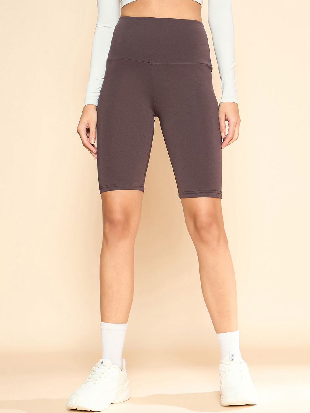 COLOR CAPITAL Women Solid Antimicrobial Above Knee Cycling Tights