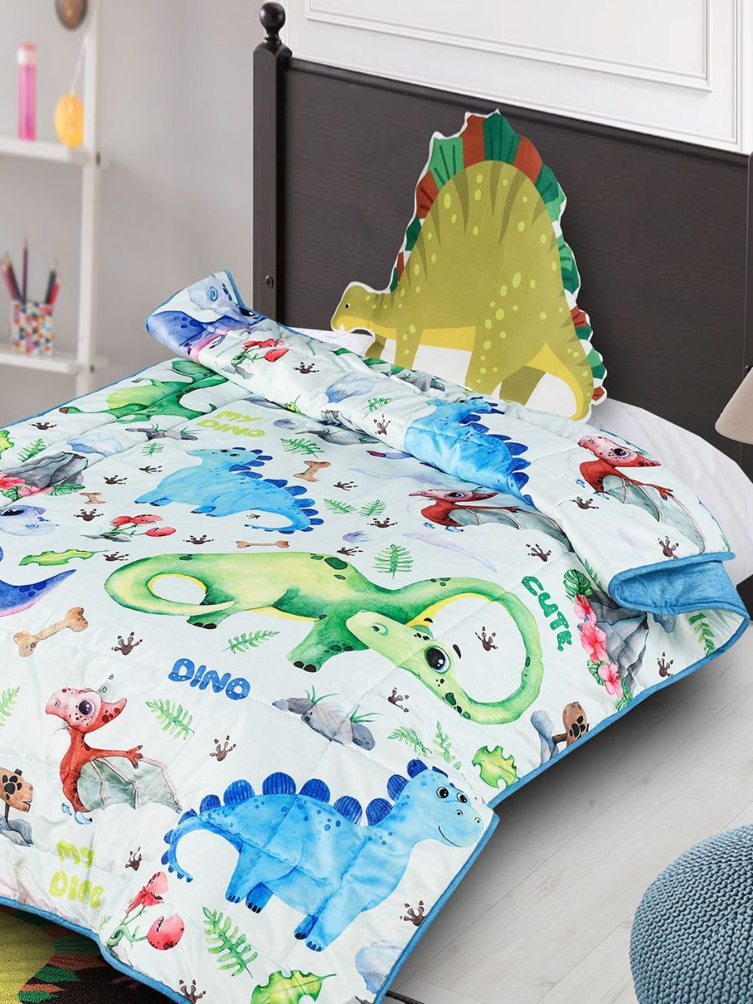 Saral Home White & Green Printed AC Room Velvet Single Bed Quilt With Cushion