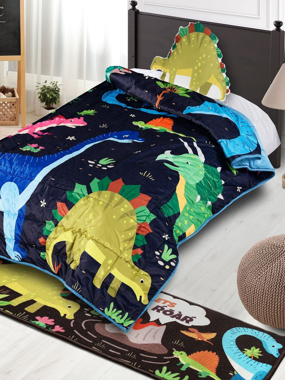 Saral Home Blue & Green Cartoon Characters AC Room Velvet Single Bed Quilt & Cushion