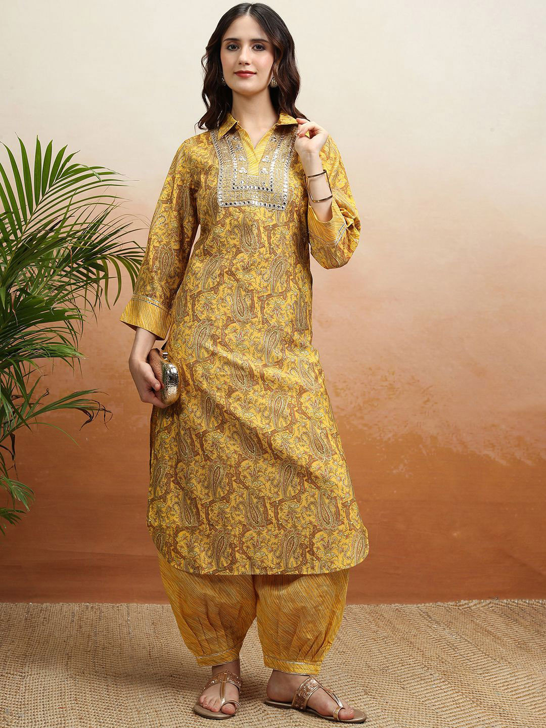 Vishudh Printed Tunic With Trouser Co-Ords