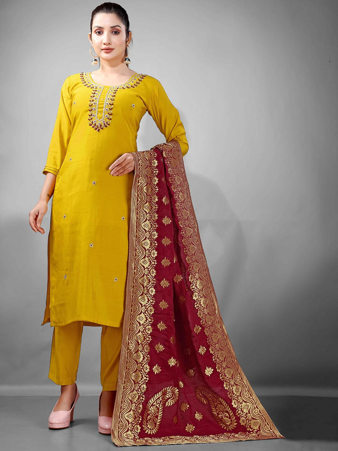 NE STYLE Women Floral Yoke Design Regular Mirror Work Kurta with Trousers & Dupatta