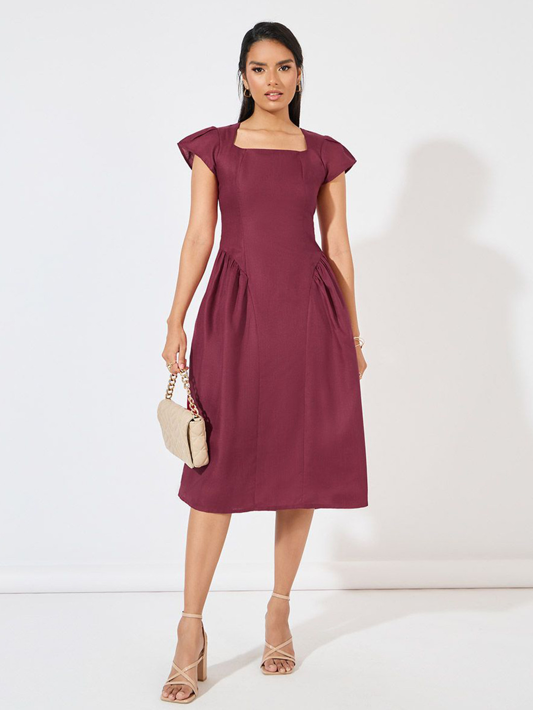 Styli Burgundy Square Neck Cap Sleeves Smocked Cotton A-Line Midi Dress
