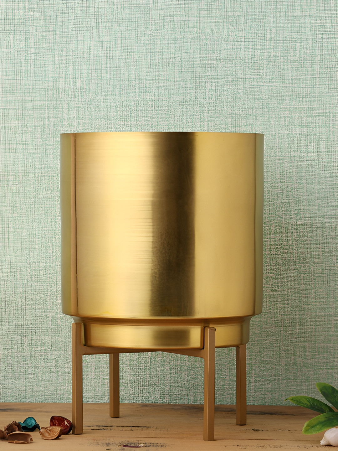 HomeShastra Gold-Toned Metal Planters with Stand