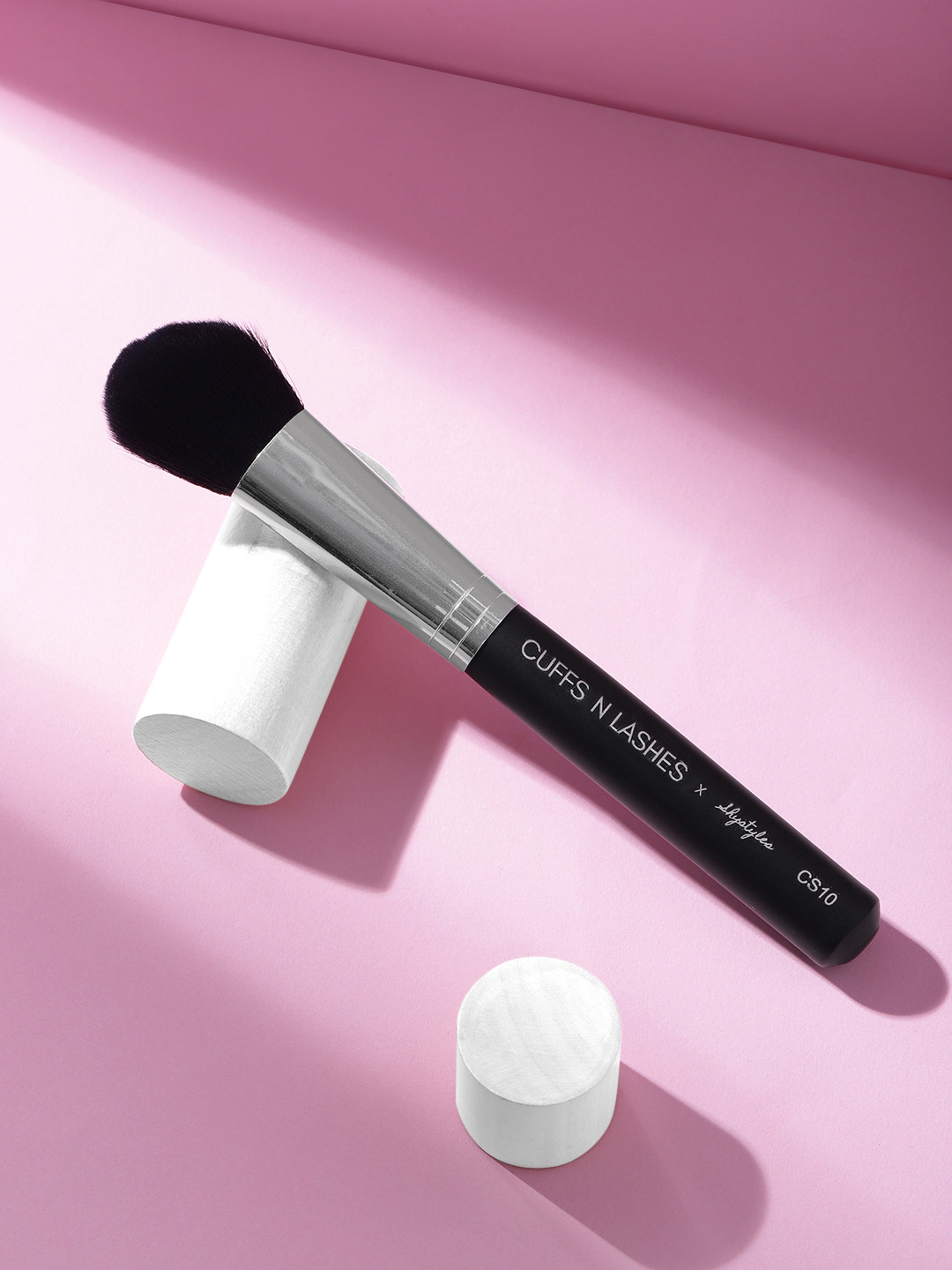Cuffs N Lashes X Shystyles Contour Makeup Brush CS10