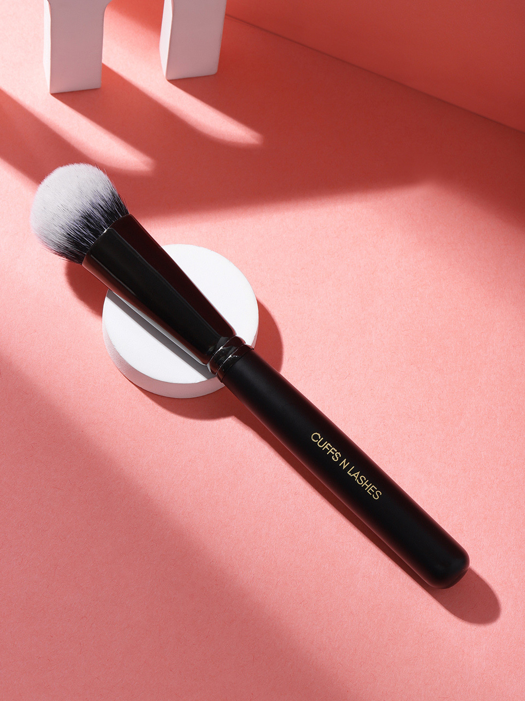 Cuffs N Lashes Deep Angled Foundation Brush F013