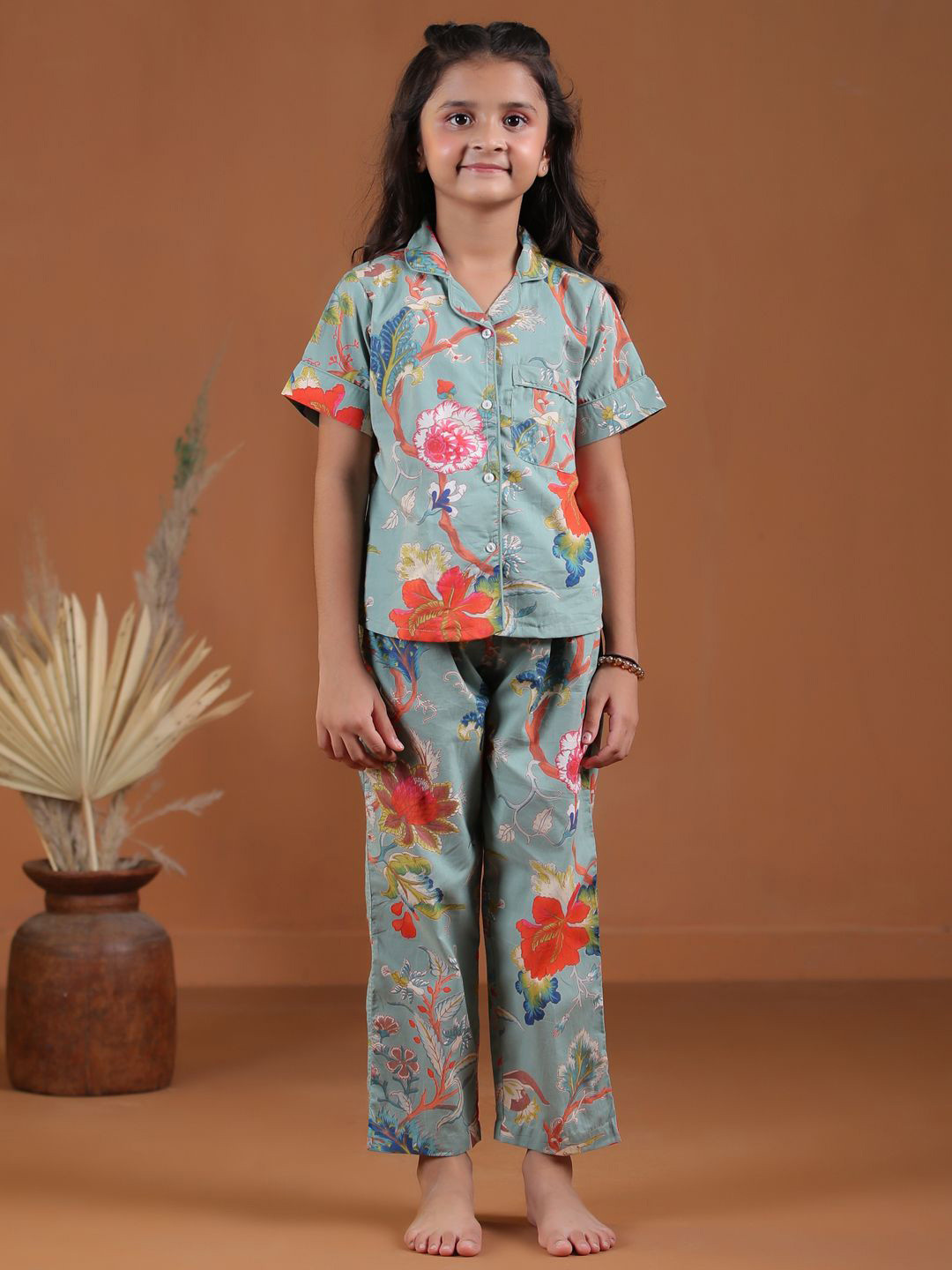 SANSKRUTIHOMES Girls Floral Printed Night suit