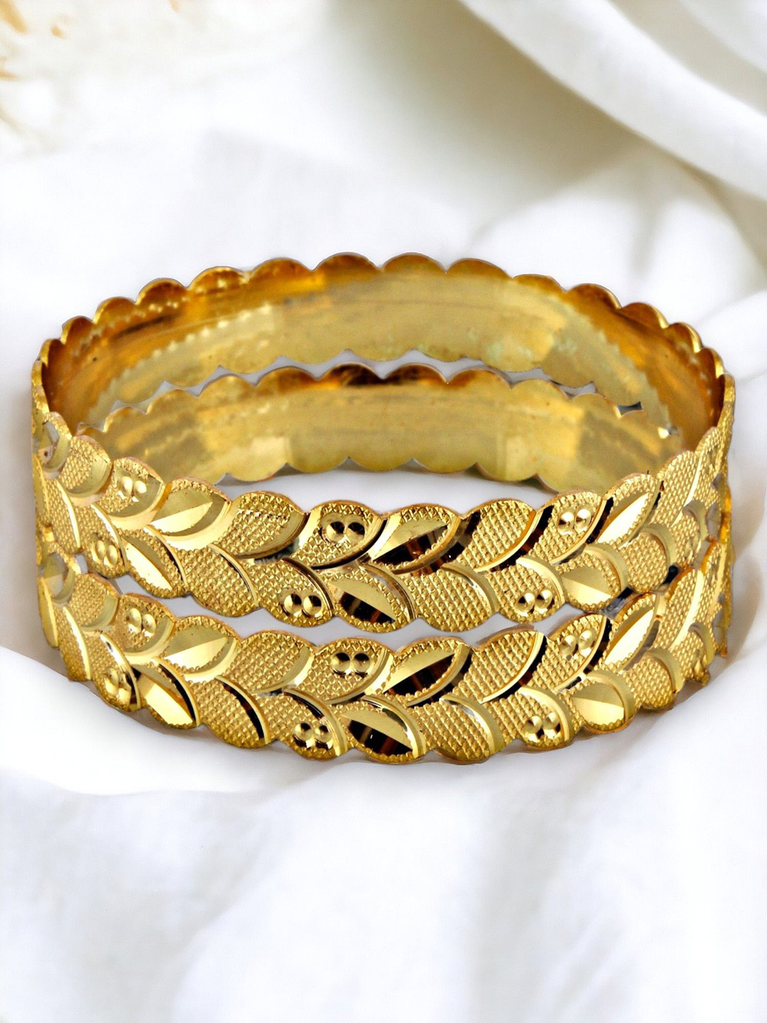 LUCKY JEWELLERY Set Of 2 Gold-Plated Leaf Design Bangles