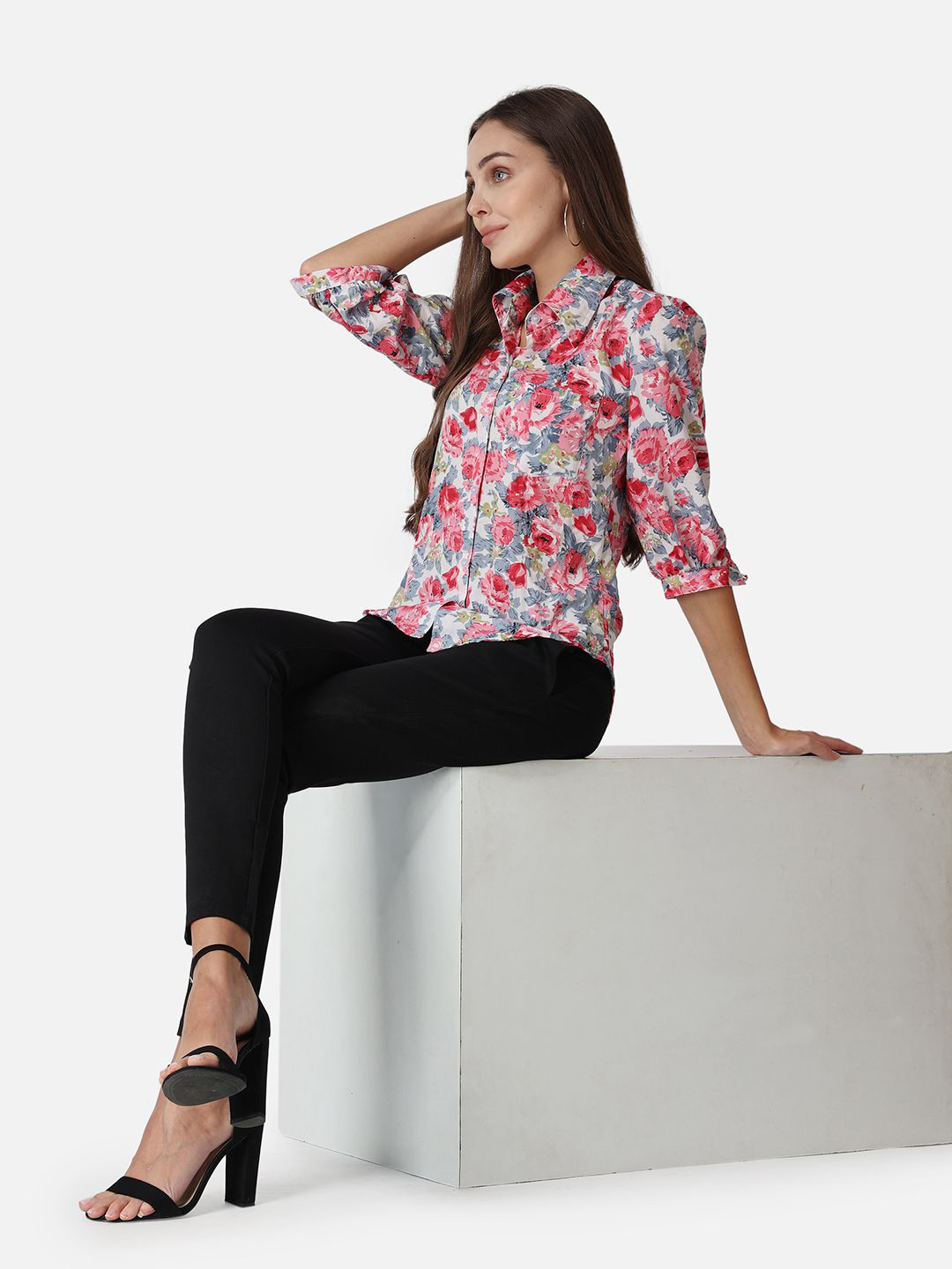 MINOS Women Classic Spread Collar Floral Printed Crepe Casual Shirt