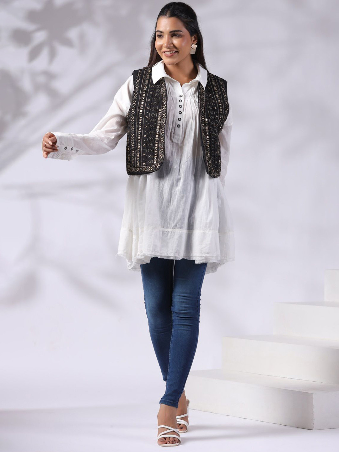 Nyaro Women Black Viscose Embroidered & Beads Work Jacket