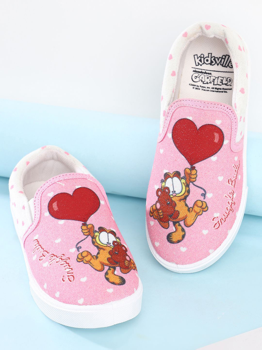Kids Ville Girls Round Toe Garfield Printed Casual Shoes