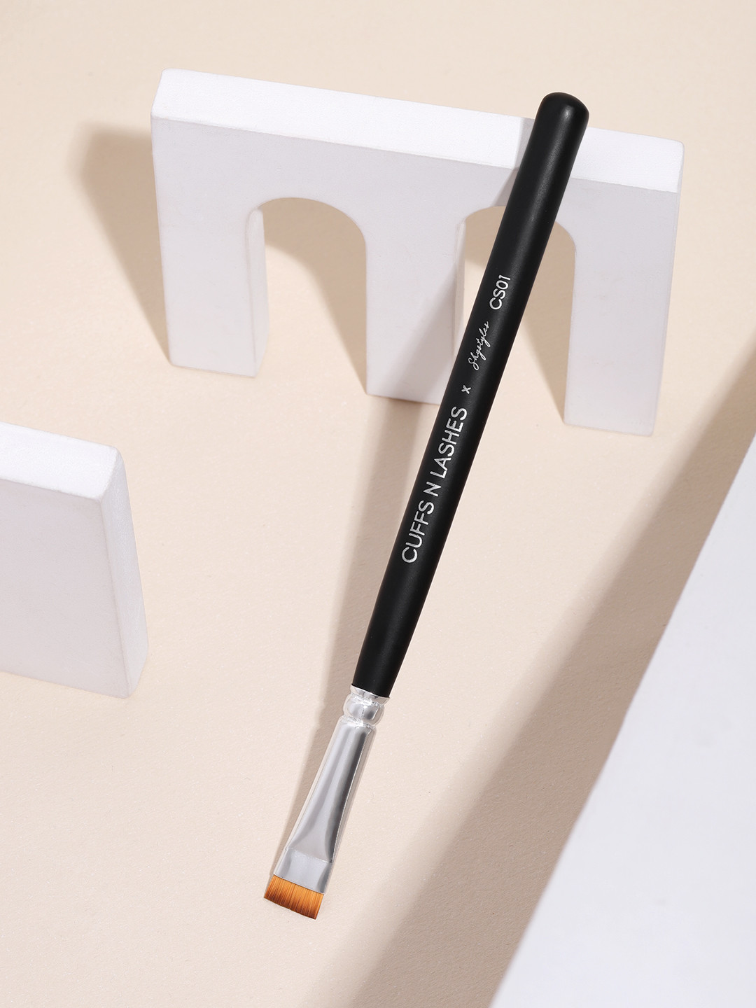 CUFFS N LASHES Soft Bristles Lashes X Shystyles Flat Shader Makeup Brush - CS01