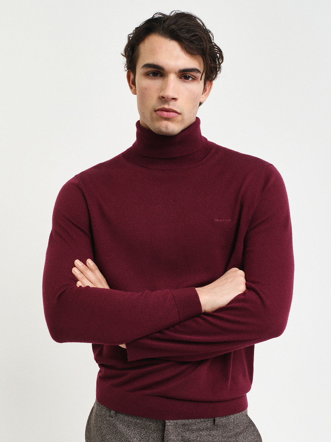 GANT Men Wine Solid Turtle Neck Pullover Style Sweater