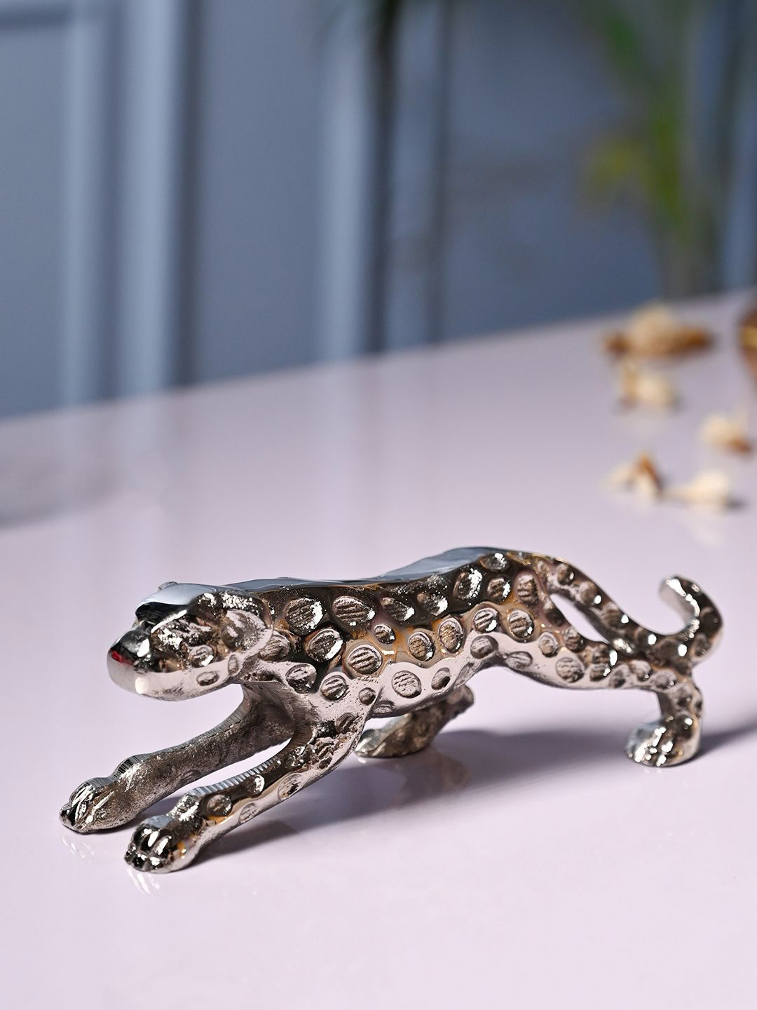 MARKET99 Leopard Silver Metal Metallic Home Office Medium Showpiece - 2.6 Inches