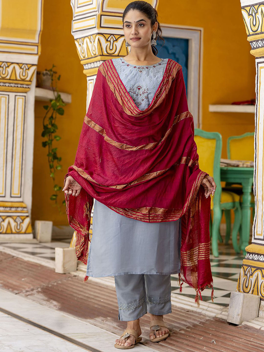VredeVogel Floral Embroidered Round Neck Regular Kurta With Trouser With Dupatta