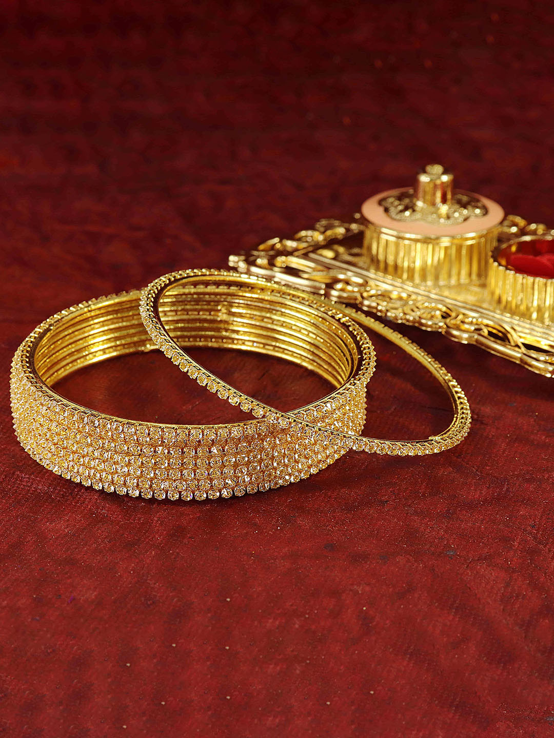 LAVAZZA Set Of 8 Amercian Diamond -Studded Bangles