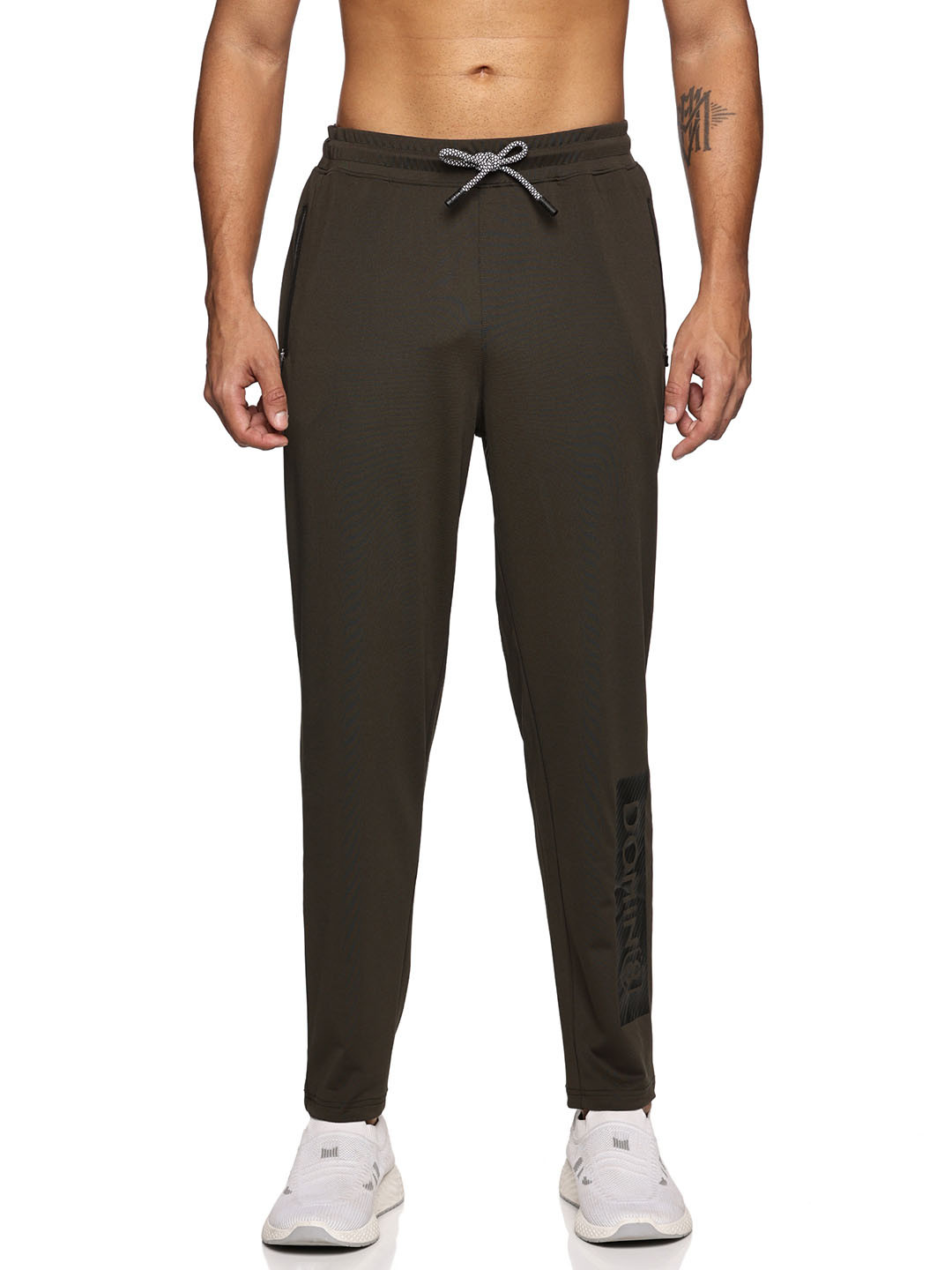 DOMIN8 Men Side Pocket With Zipper Closing & Drawstring Track Pants