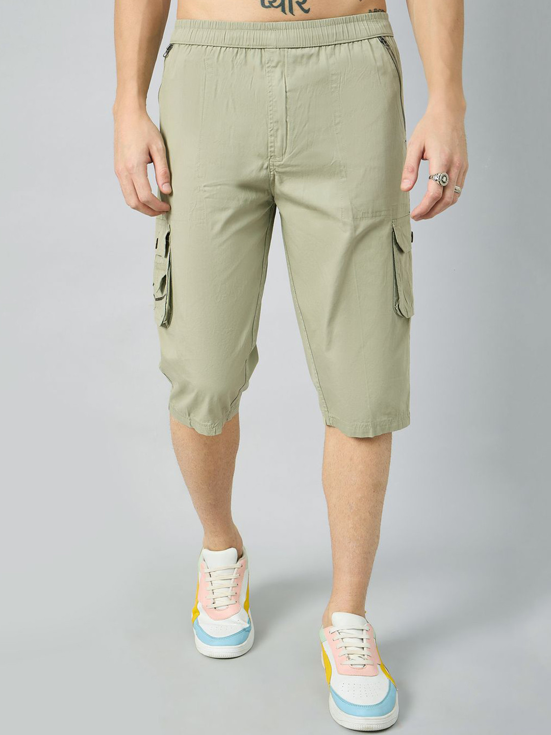 STUDIO NEXX Men Olive Cargo Shorts