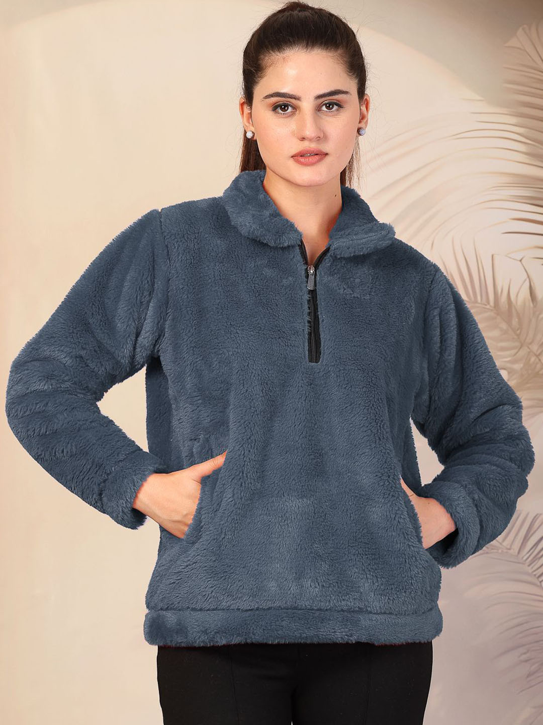 KLOTTHE Women Solid Spread Collar Woolen Fur Winter Jacket