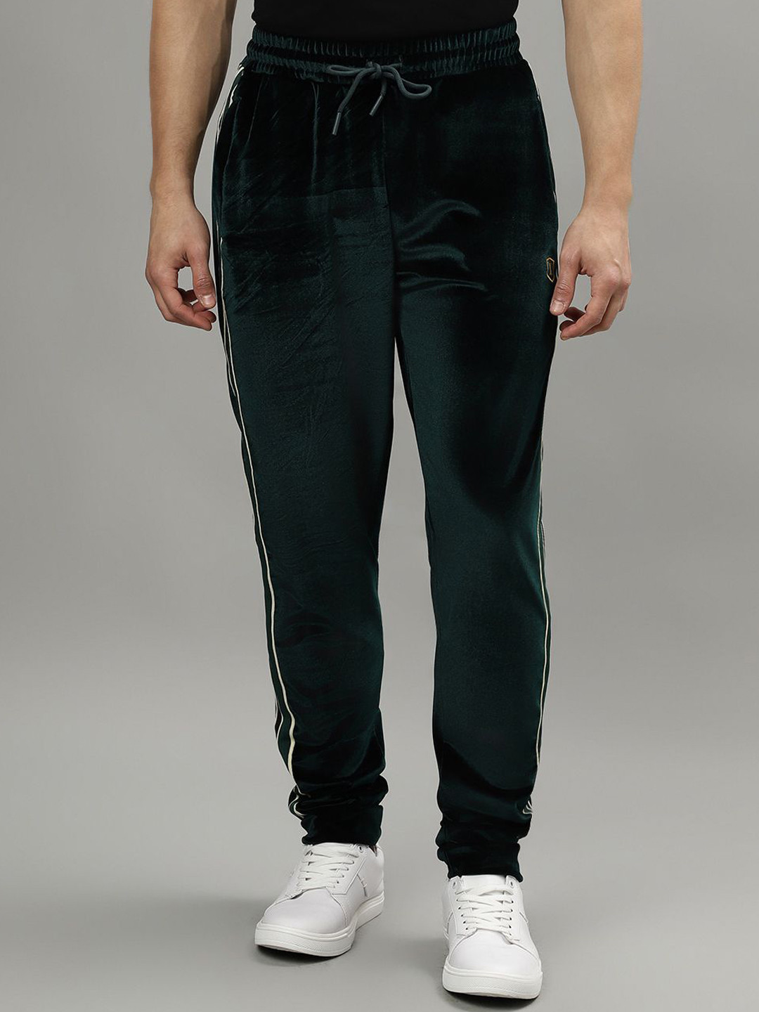 Iconic Men Mid-Rise Track Pant