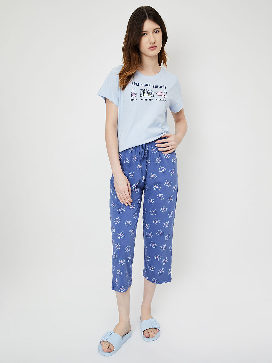 Max Women Printed Capri Set