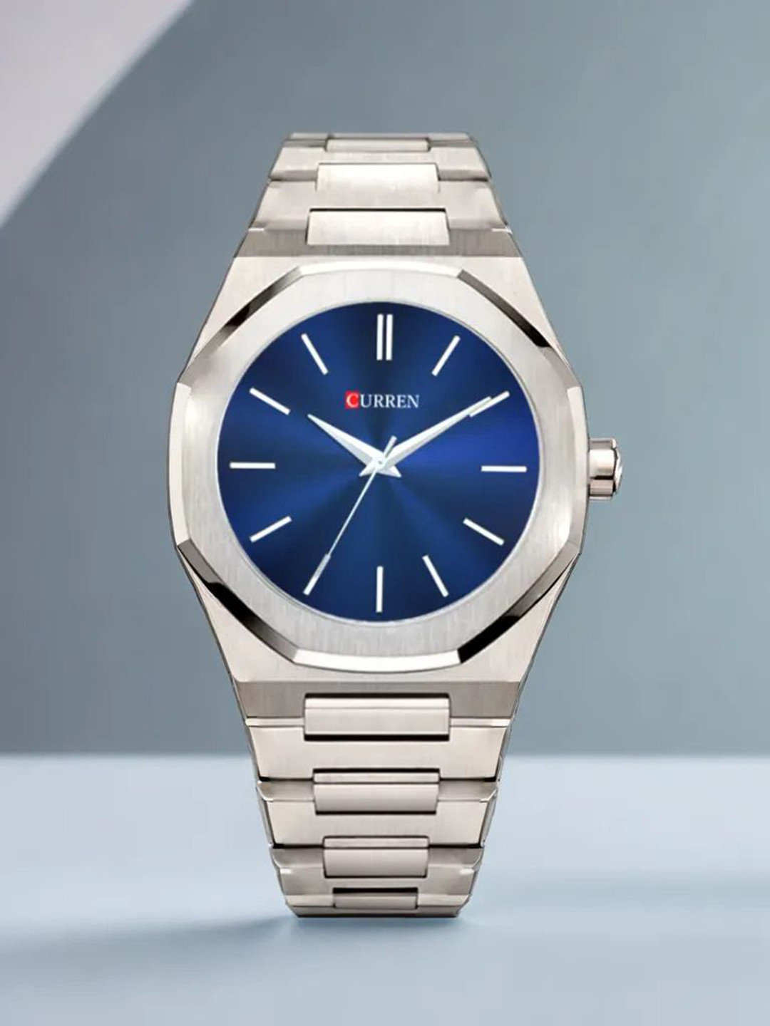 Curren Men Embellished Dial & Stainless Steel Cuff Straps Analogue Watch 8300-silver