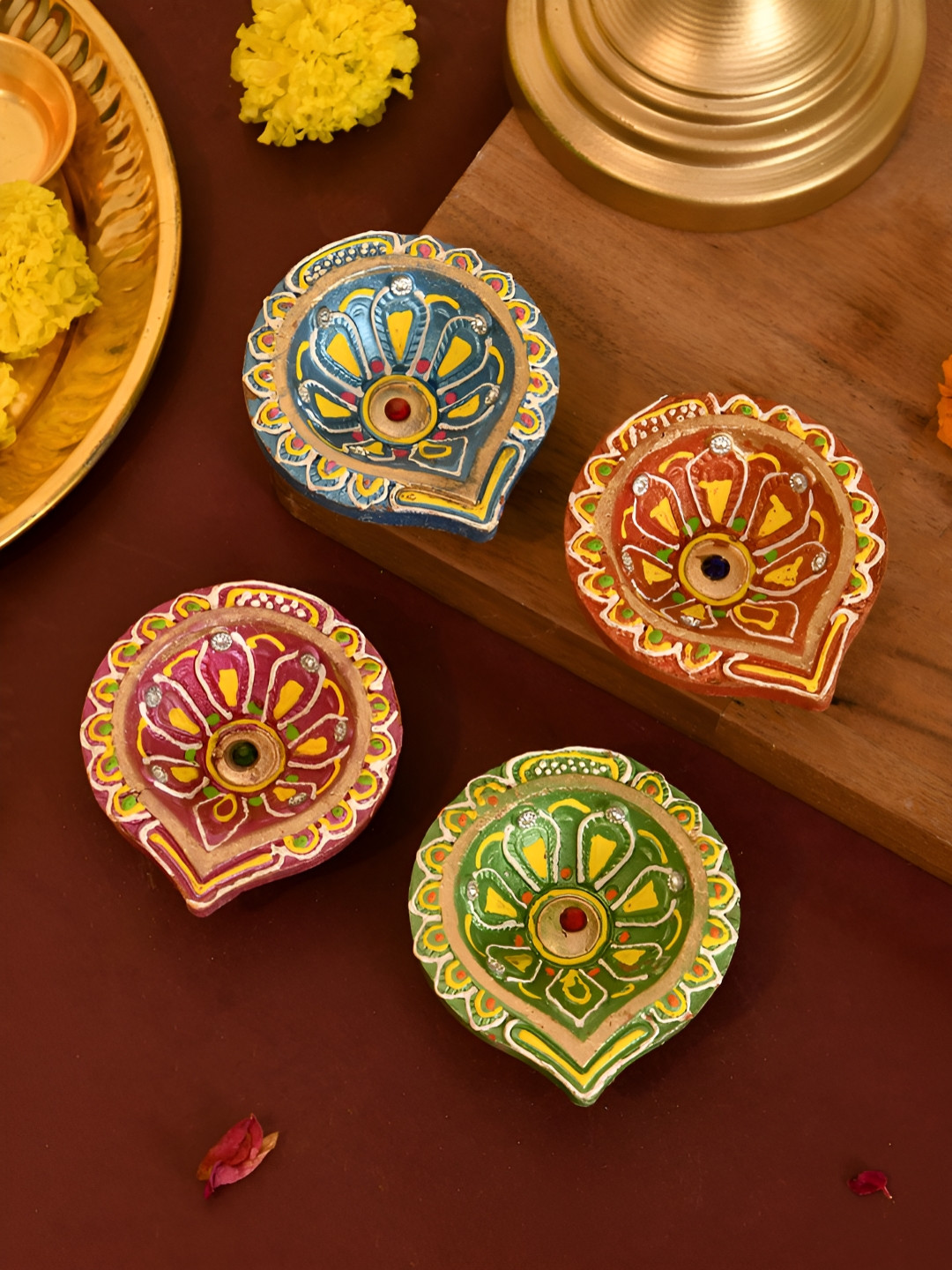 Aapno Rajasthan Blue & Green 4 Pieces Floral Printed Diwali Terracotta Diyas