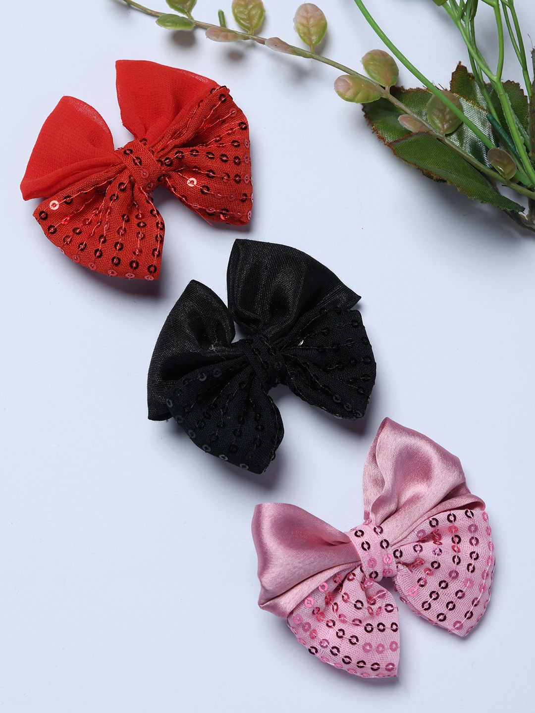 FUNKRAFTS Girls Set of 3 Embellished  Sequence Bow Alligator Hair Clips