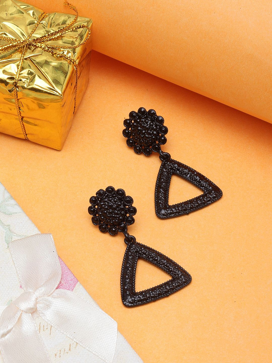 KPOP Black-Plated Triangular Drop Earrings