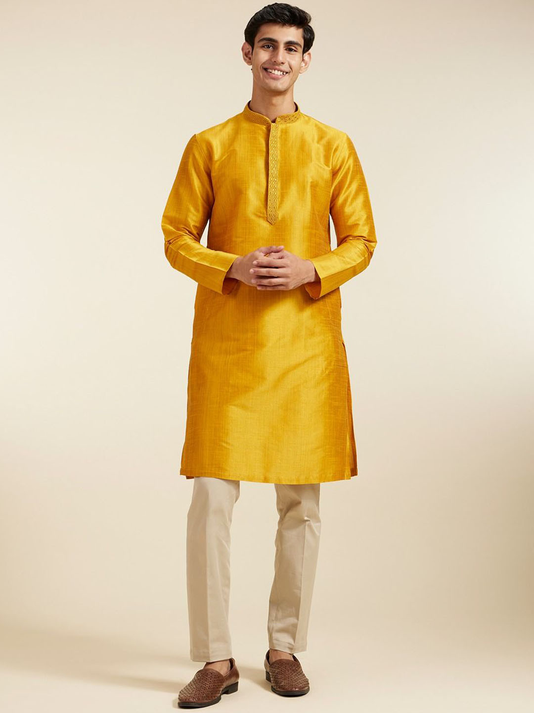Diwas by Manyavar Mandarin Collar Thread Work Art Silk Straight Kurta