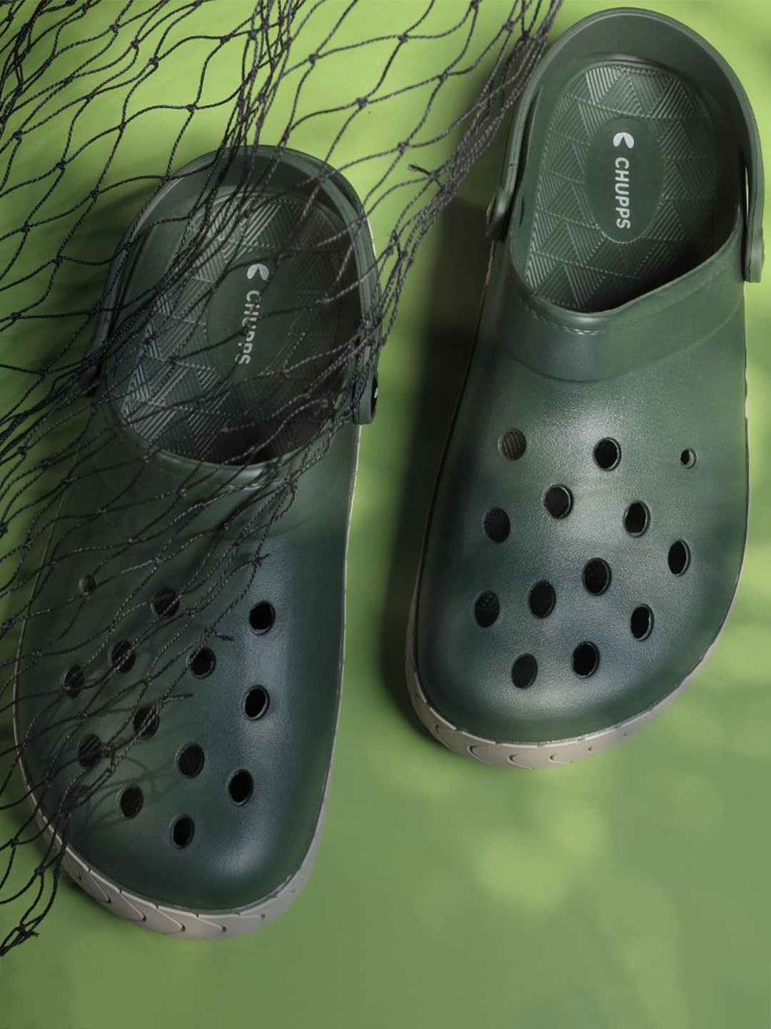 CHUPPS Men Clogs