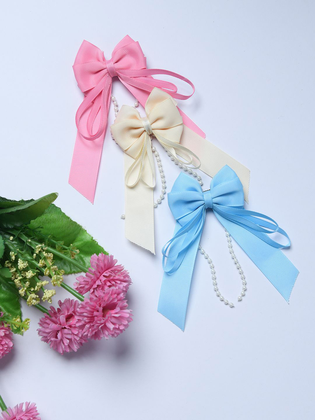 FUNKRAFTS Girls Set of 3 Embellished Bows With Bead Alligator Hair Clips