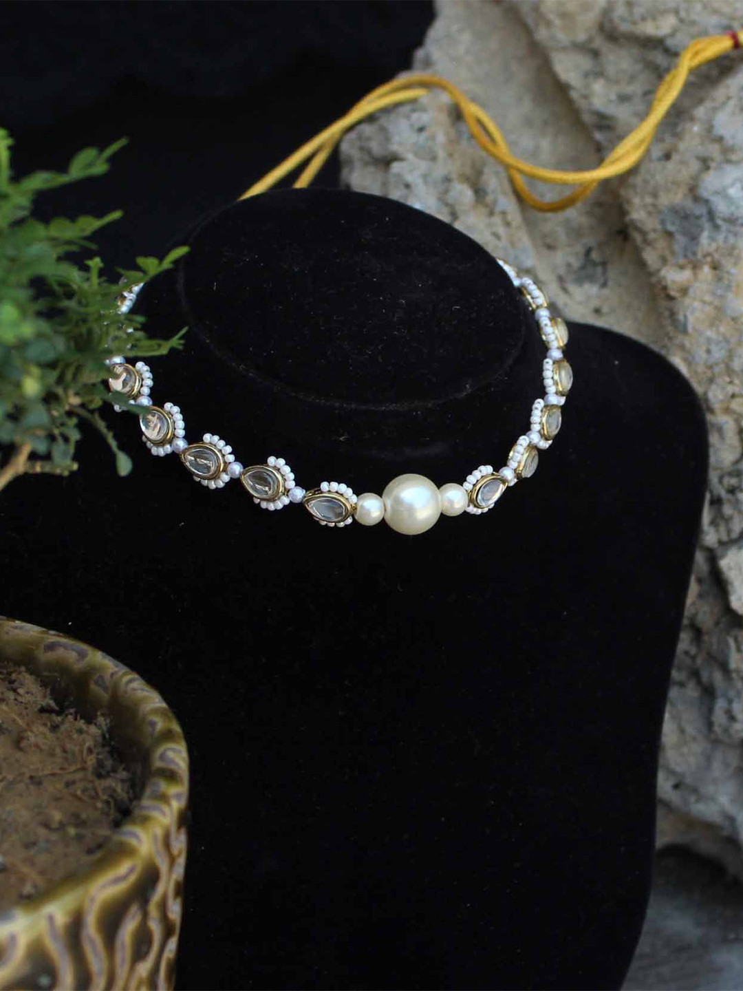 BeAbhika Gold-Plated Kundan Studded & Pearl Chocker Necklace