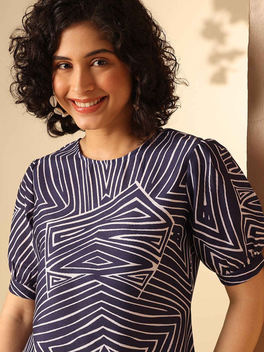 Anouk Rustic Print Puff Sleeve Top