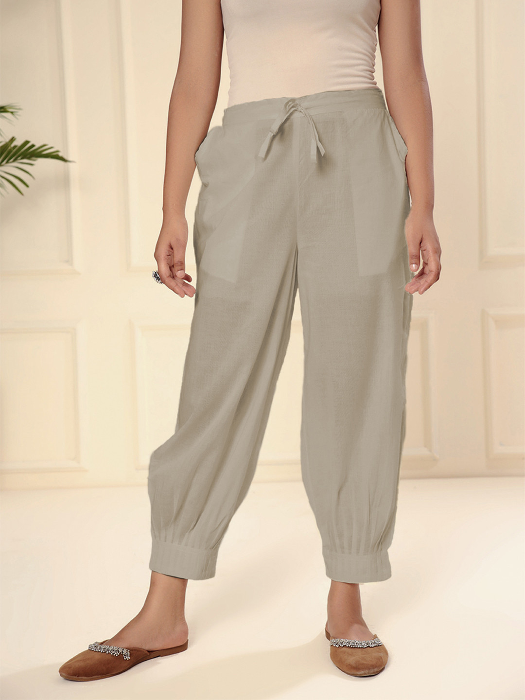 ARAVALII Women Solid Mid-Rise Afghani Pant