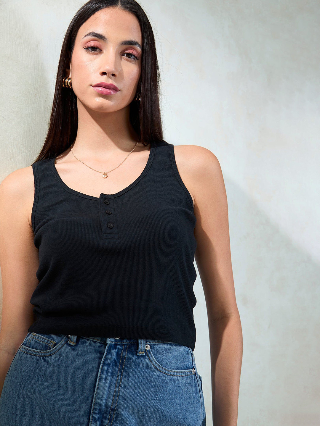 Virgio Pure Cotton Sleeveless Scoopneck Top