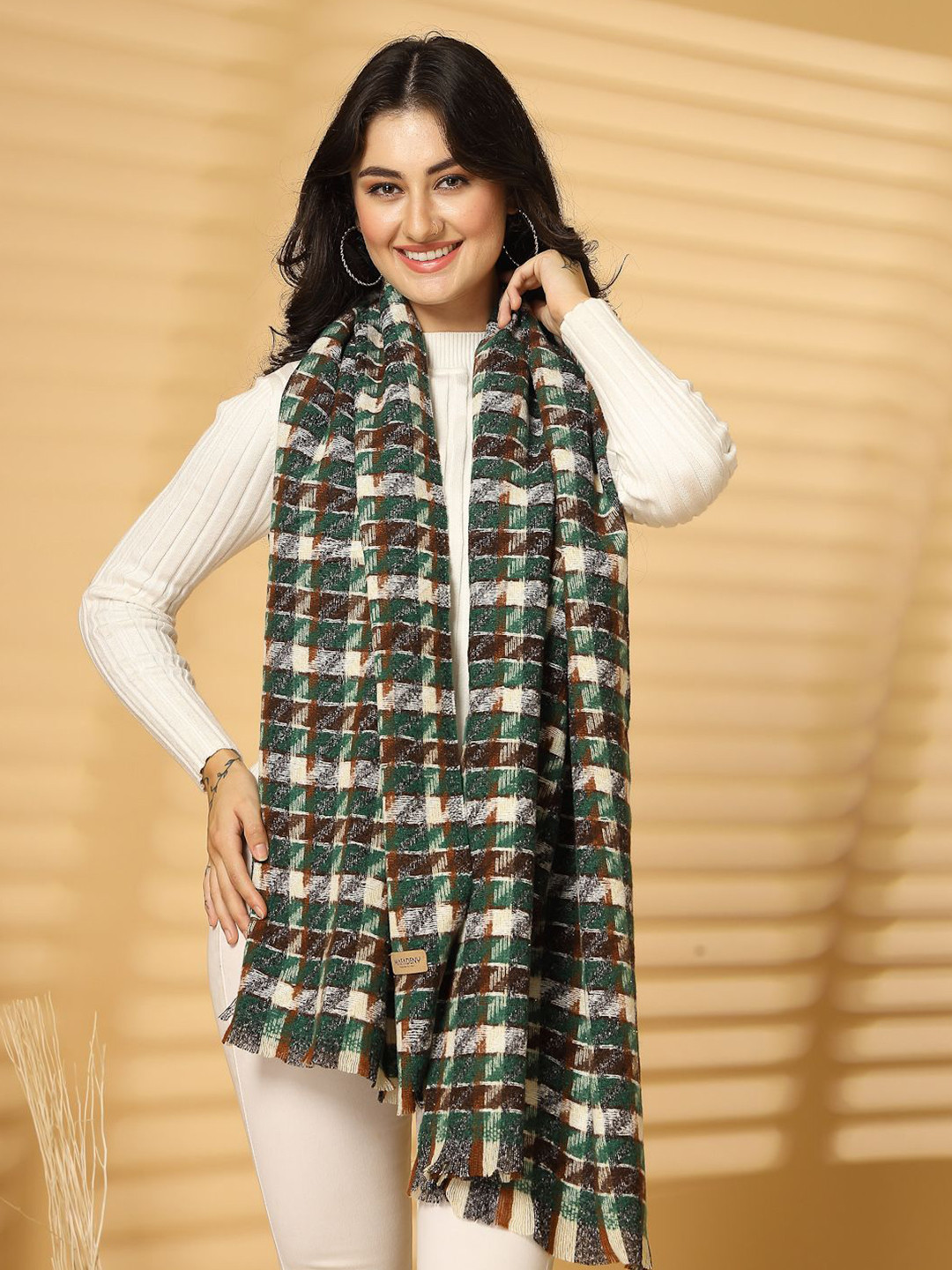 Mafadeny Women Woven Design Stole