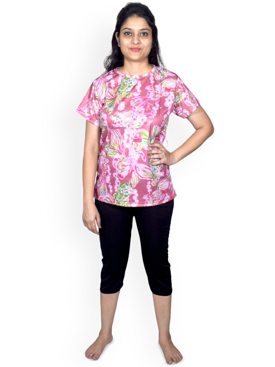 Aqua Holic Women Floral Printed Round Neck Two Piece Swimwear Suit