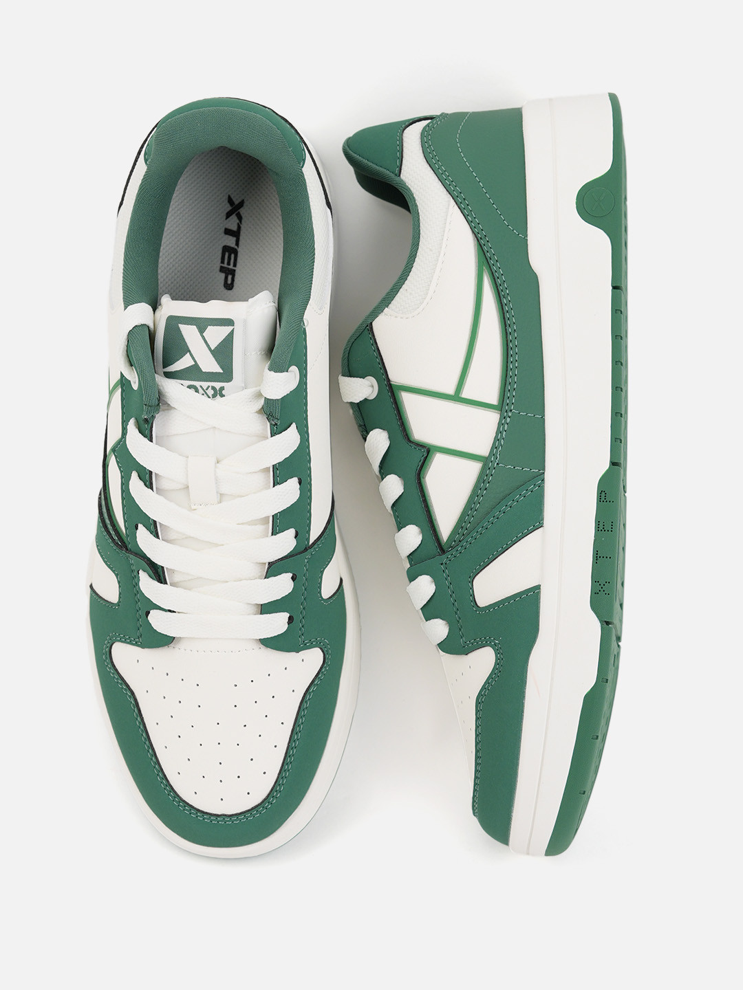Xtep Men Classic Sneakers